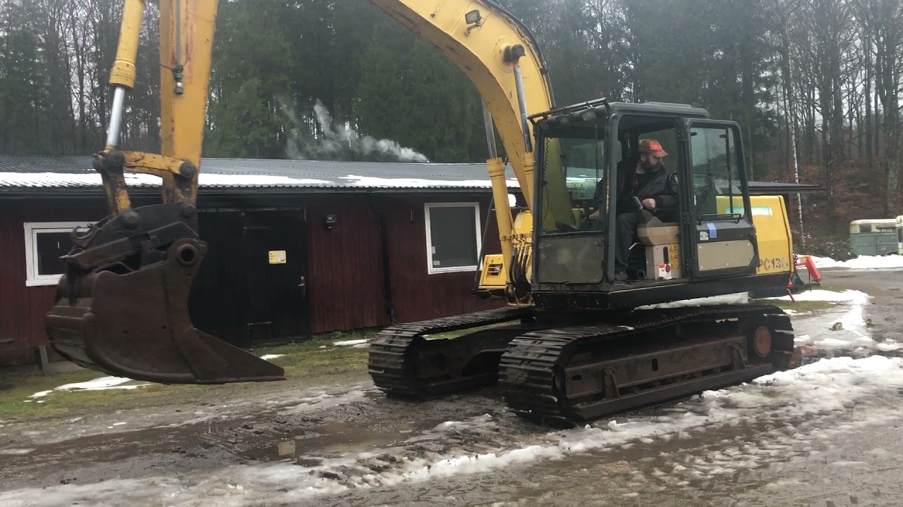 Bandgrävmaskin Komatsu PC130