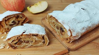 Strudel with apples, like from Vienna / And my secret for the cake / Recipe for Apfelstrudel