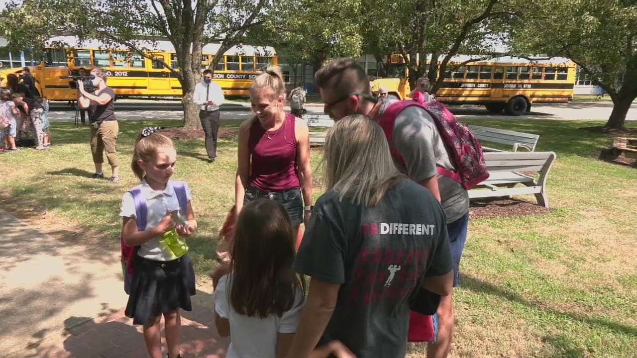 jcps-considering-possible-change-to-school-start-times-youtube
