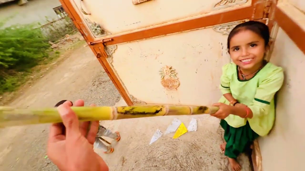 Eicher Becha Dali 🚛 | Bachchon Ke Saath Baatein ❤️ | Village Night View | Vlog 