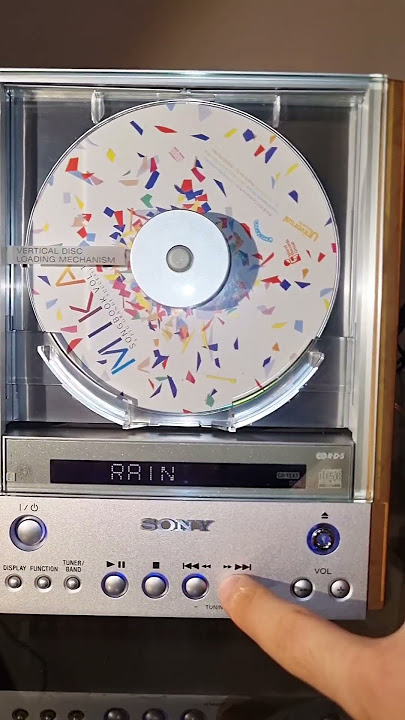 This Sony Stereo Put CDs on Display (CMT-EX1) - Retro Design Icon, Early 2000s Style.