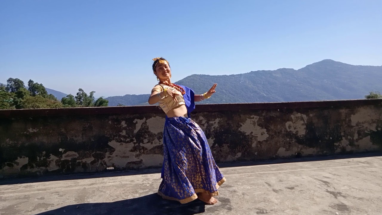 Baisai Baimani Dance cover by Saloni Limbu