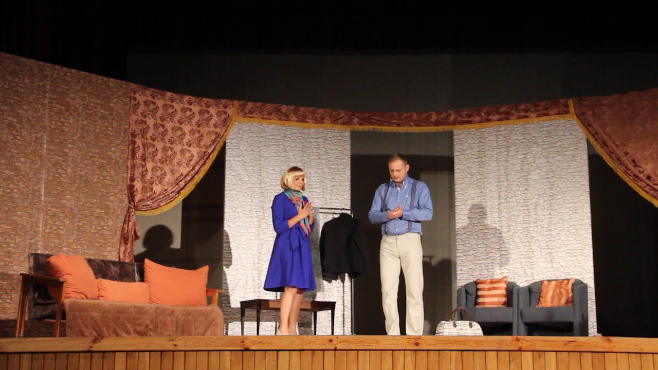 Visa veida versijas izrāde " Pidžama sešiem" 1. daļa