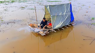 Setting up a tent in the middle of the flood | Catch and cook