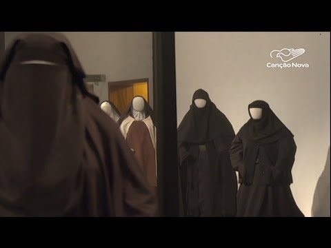 Vídeo: Museu Sob O Véu