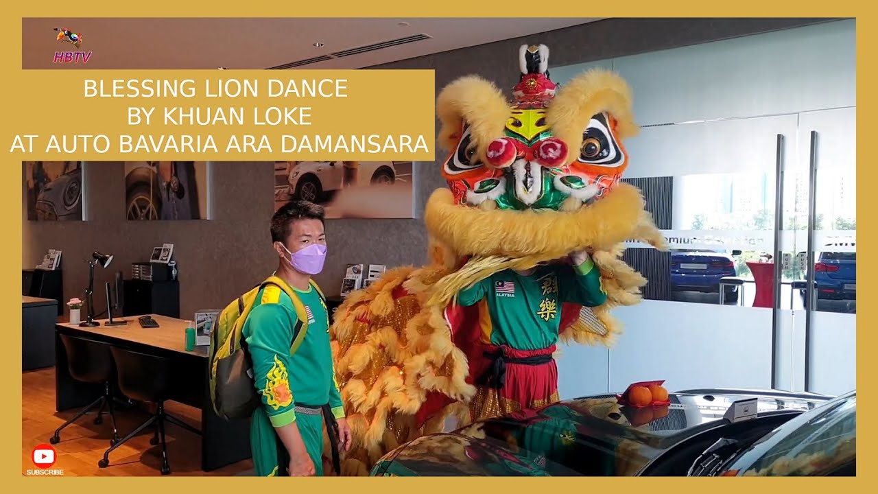 Khuan Loke (馬來西亞群樂體育會) blessing performance at Auto Bavaria show room, February 2022