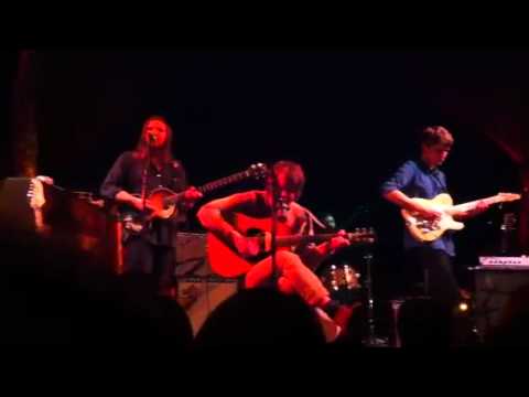 Fleet Foxes live new Montezuma // He Doesn't Know Why - Helplessness Blues