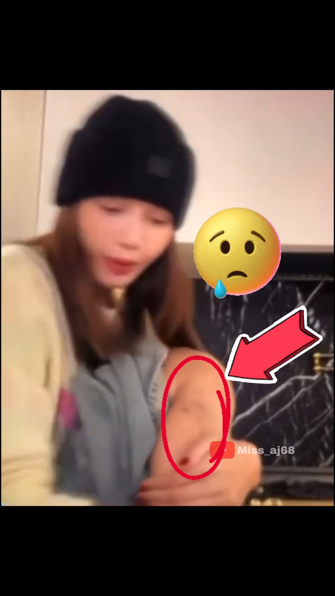 Lisa was in pain ? ? #lisa #sad #fypviralシ #ytshorts #lalisa #heartbroken #kpop  @wearelloud