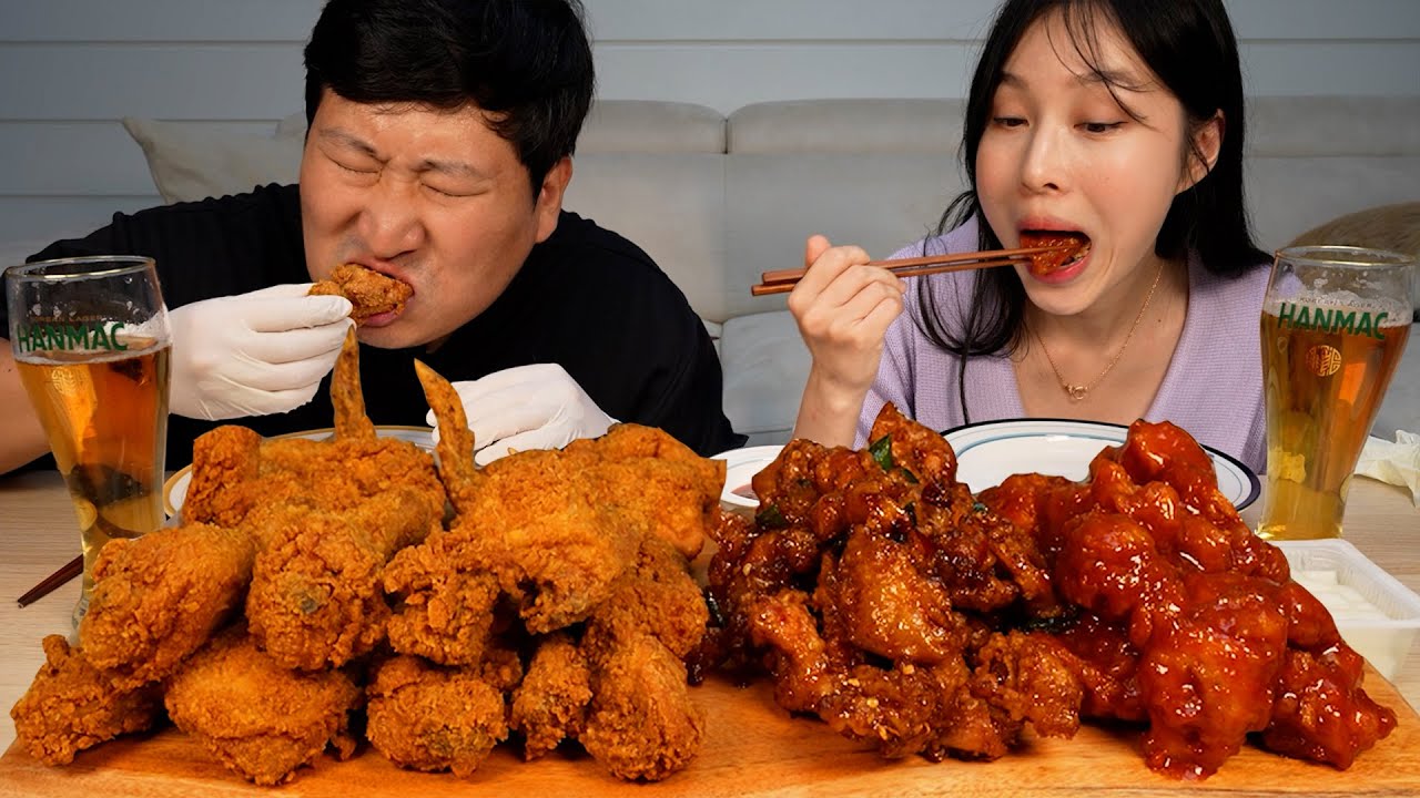 Цыпленок с приправами без костей и жареный цыпленок с костями - кулинарное шоу Мукбанг.