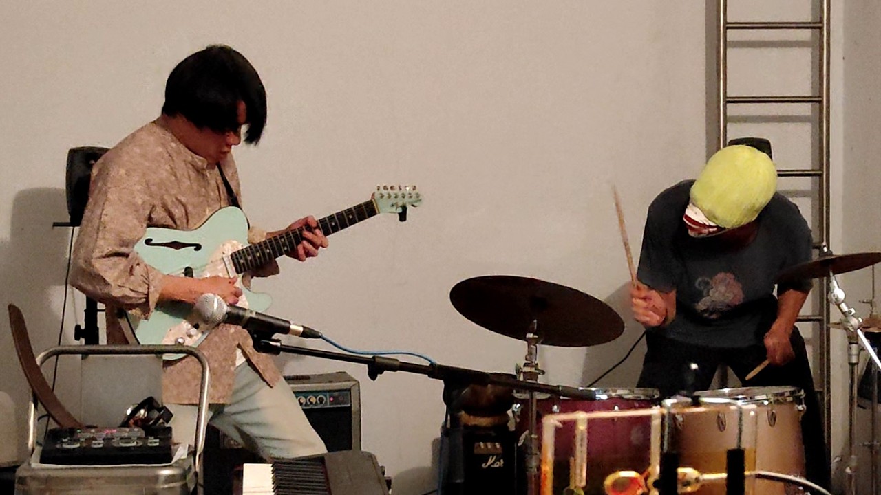 Kikanju Baku & Ying-Da Chen – Unruly and Indefatigable (live in Taipei #1)