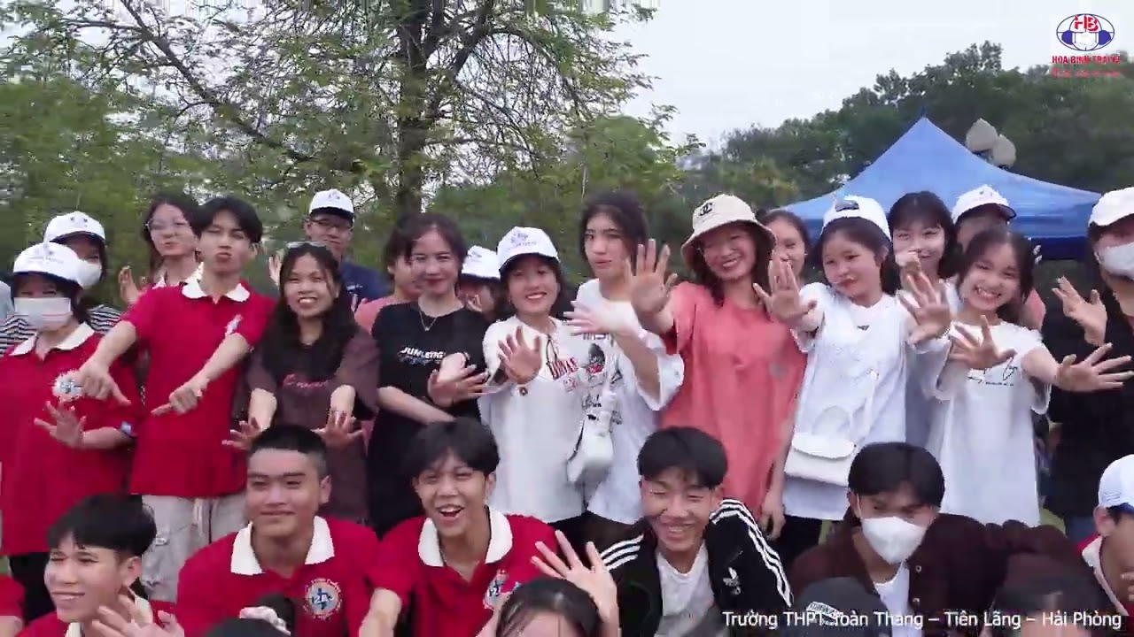 KHỐI 12 TRƯỜNG THPT TOÀN THẮNG - TIÊN LÃNG - HẢI PHÒNG