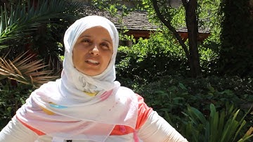 Meet Siham and find out more about the Trinity DipTESOL course