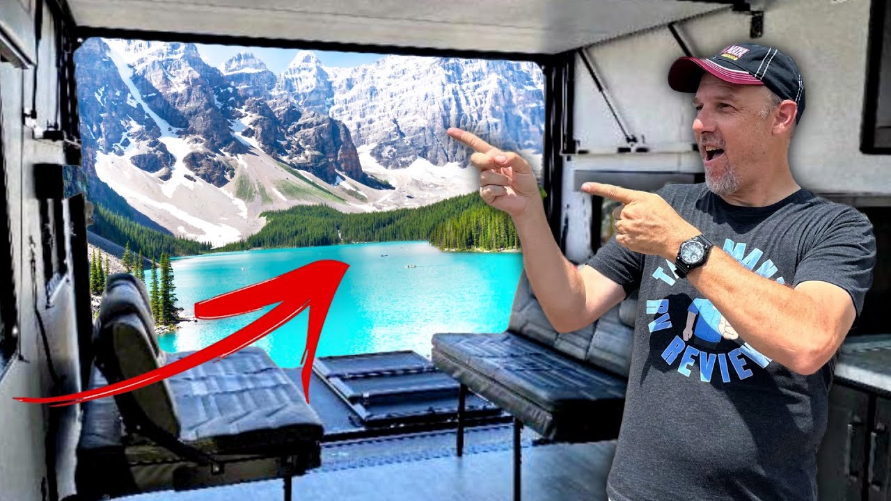 This Travel Trailer Has Its Own TERRACE! Grand Design Momentum 27MAV