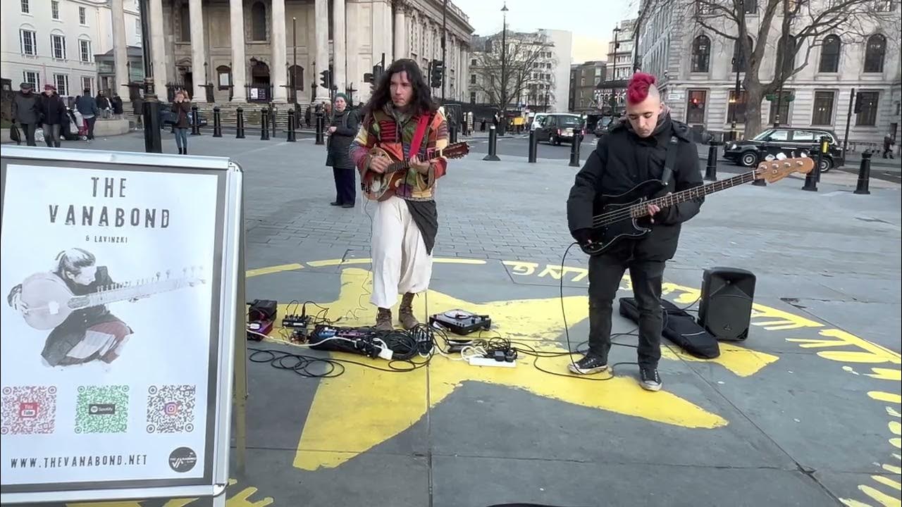 🇬🇧 [4K] March 2023,Amazing Bouzouki player (Vanabond ) Trafalgar Square