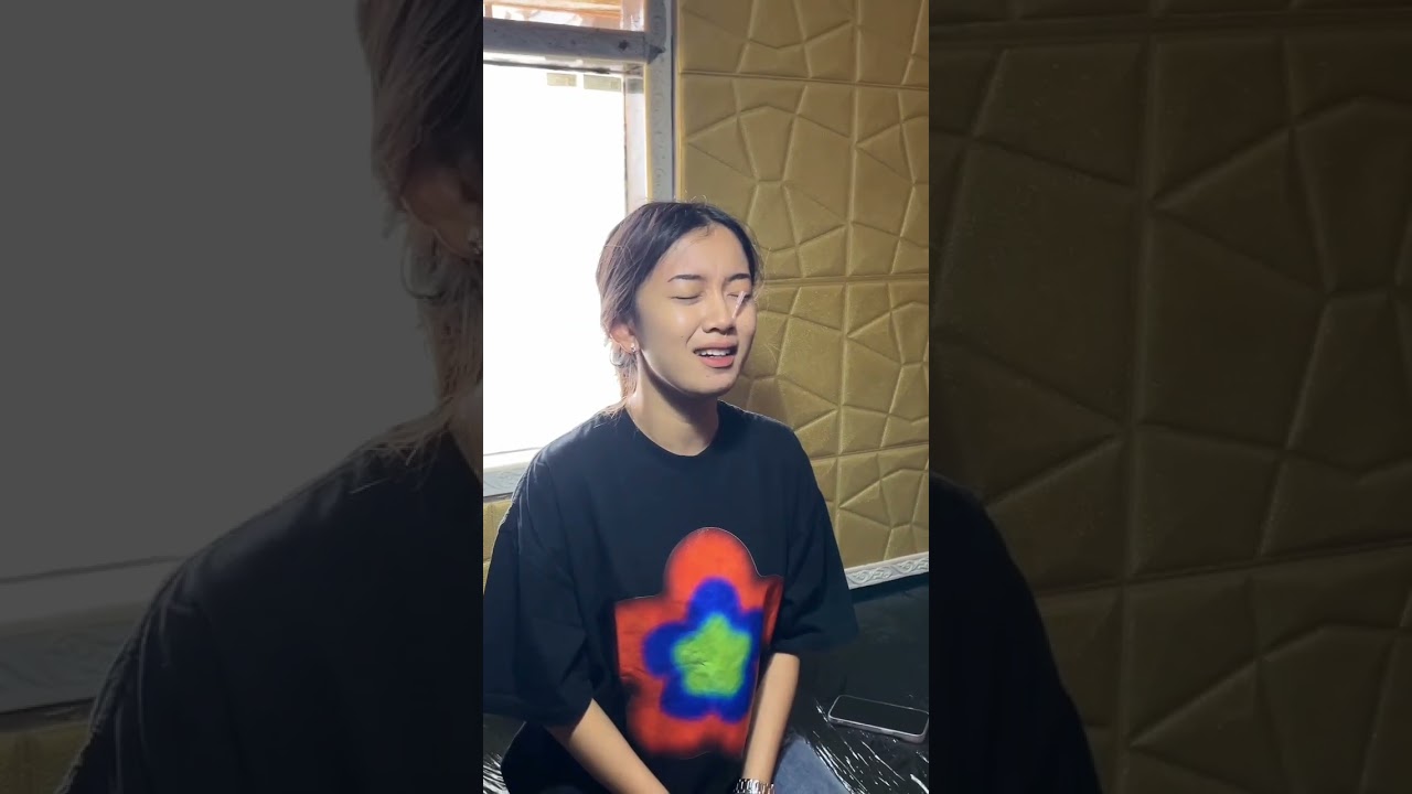 Cewek hits tindik hidung // nostril piercing  