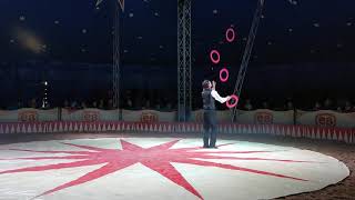 Juggling with 8 rings incredible #Shorts