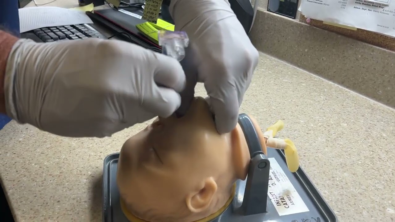 LMA insertion - neonatal care 
