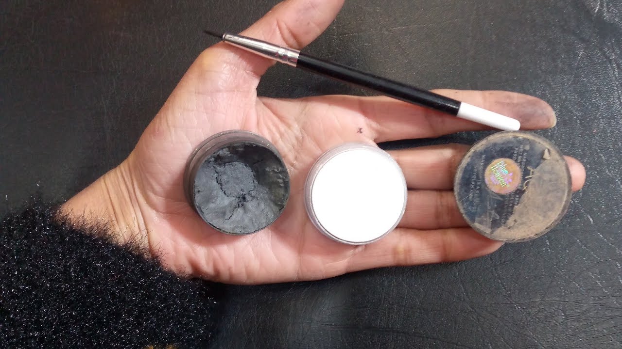 Black and White cake eye liner use karny ka tarika or price||M-B parlour
