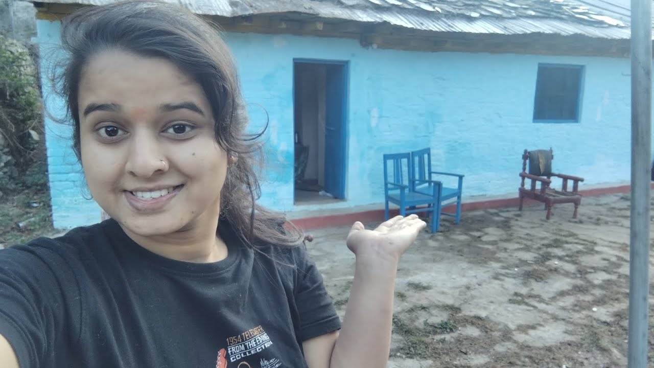 Pahuch gaye uttarakhand❤ 😅😅.... Bahut maje aaya raste me dadi ke sath 🥰