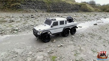 TRX-4, MST BJ40, Mercedes AMG 6x6 hiking off road with friends