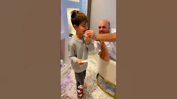 خلودة أكل فلوس ودادي خاف عليه 
