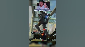 When you get JUMPSCARED in Apex 💀 #shorts #apexshorts