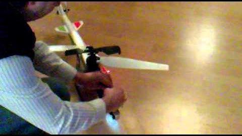 Funcopter Rotoranlauf-Test mit Riemenantrieb und Robbe 960-6 mit 3S-Akku