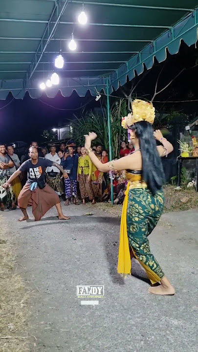 Mr.Melem ngibingin joged #balinesedance  #videoshort #gamelanbali #shortvideo