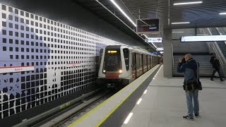 Metro Warszawskie - Pierwszy Pociąg Dowiózł Pasażerów Na Stacje Bródno, Kondratowicza I Zacisze