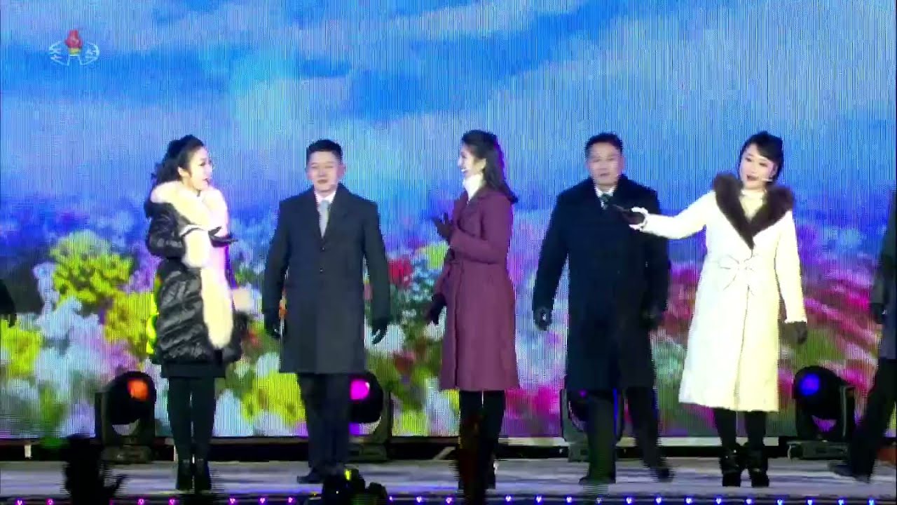 North Korean Song - My Country is The Best (2022 New Year Concert)  내 나라 제일로 좋아 (2022년 경축공연) 我が国が一番だ