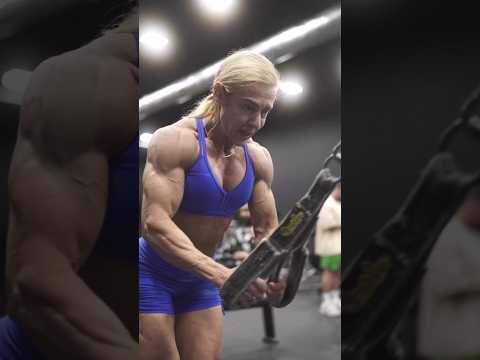 FEMME MUSCLÉ 😱