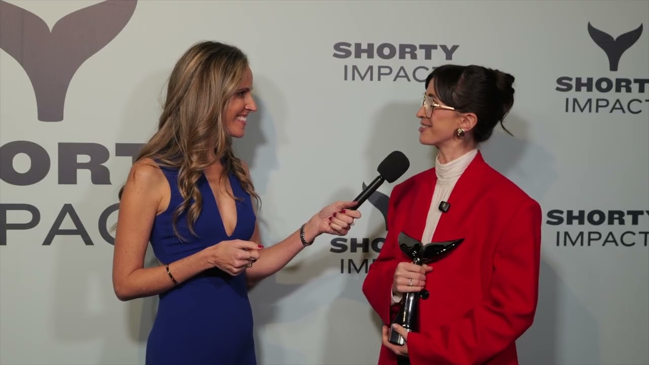 Марина Могилко выиграла премию «Создатель года в сфере обучения и развития» @linguamarina @Silico...