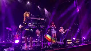 Muna singing I Know A Place - Lollapalooza Aftershow 2022 at Thalia Hall