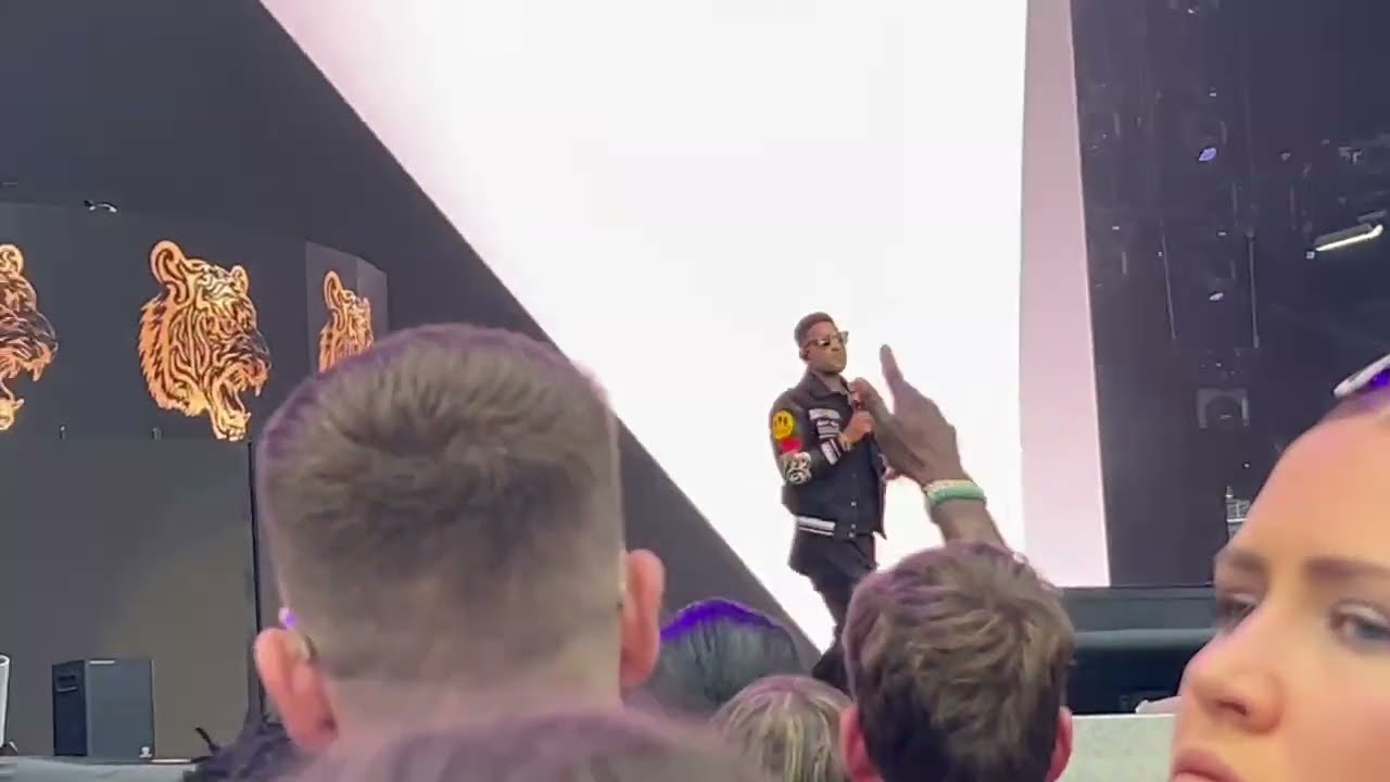 I'm All Yours/Give Me Everything - Jay Sean Live