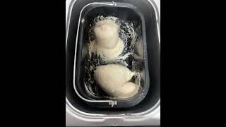 West Bend Hi-Rise bread maker with the preset feature ❤️ #freshbread #breadmaker #WestBendKitchen