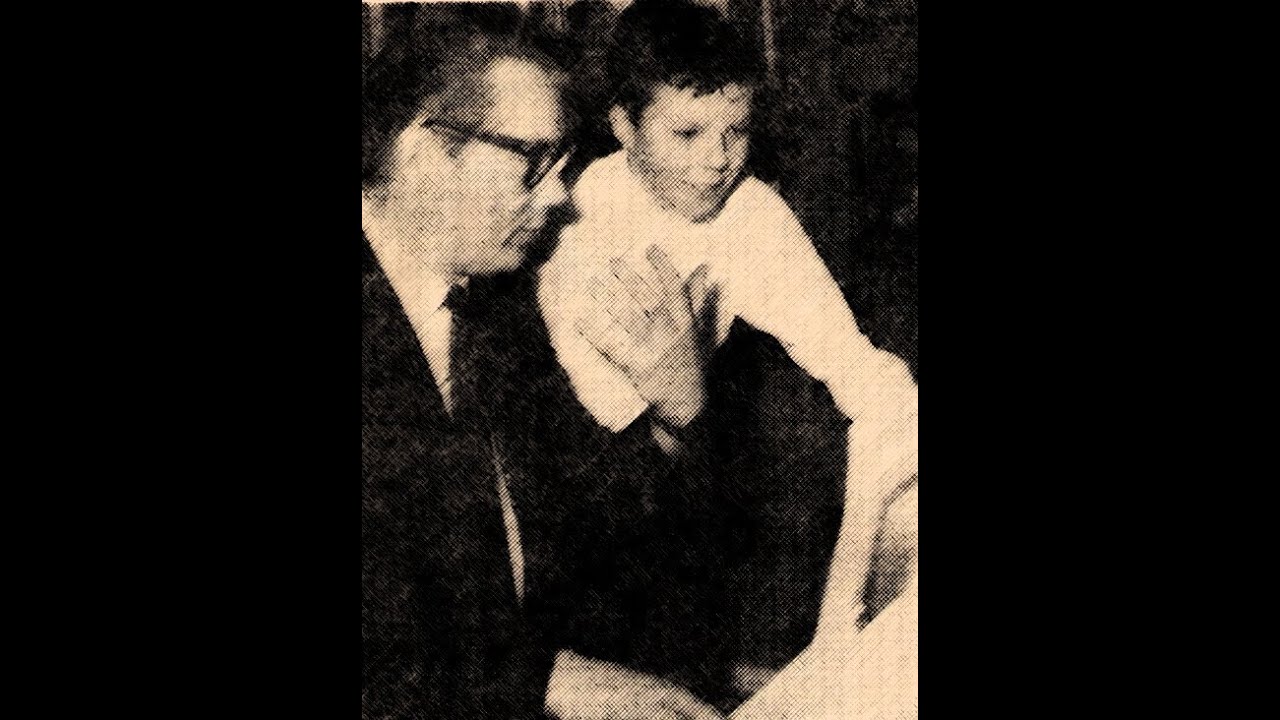 Torben (now Theo Newton) sings "Toner" in 1966