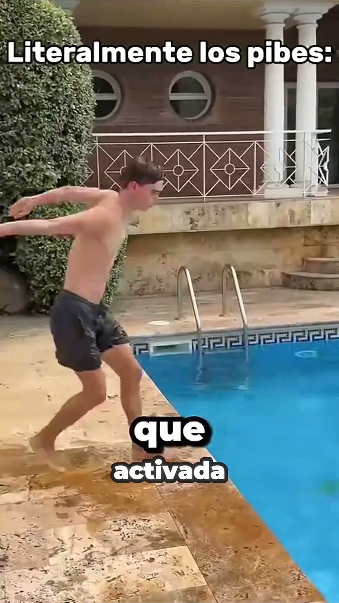 El que toca el AGUA   ?