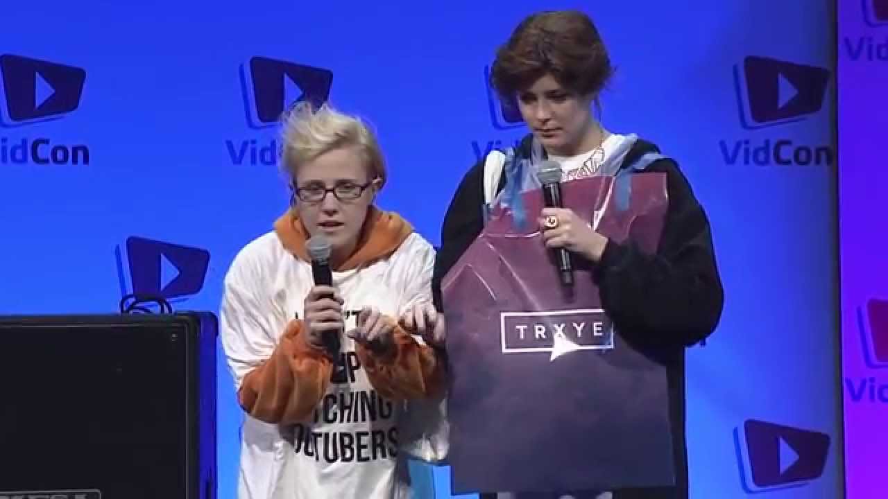 Grace, Mamrie, and Hannah Perform Troyler Fanfiction - VidCon 2014 Mainstage