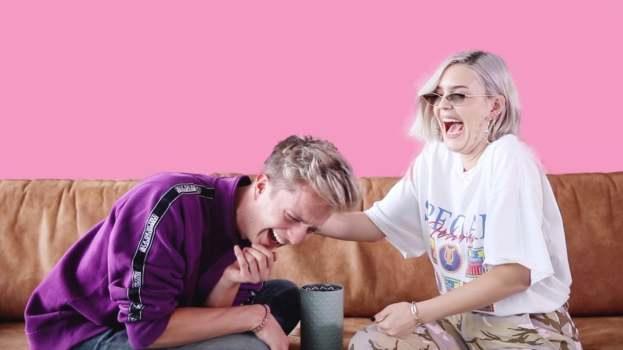 Anne-Marie Competes in an Odd Compliment Battle 😂💥