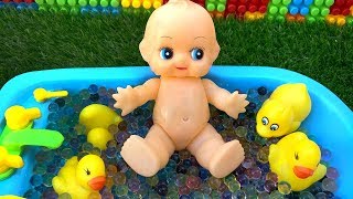 Learn Colors Baby Doll Bath Time Play with Orbeez Color Balls
