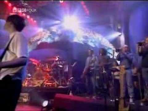Blur - The universal live jools Holland