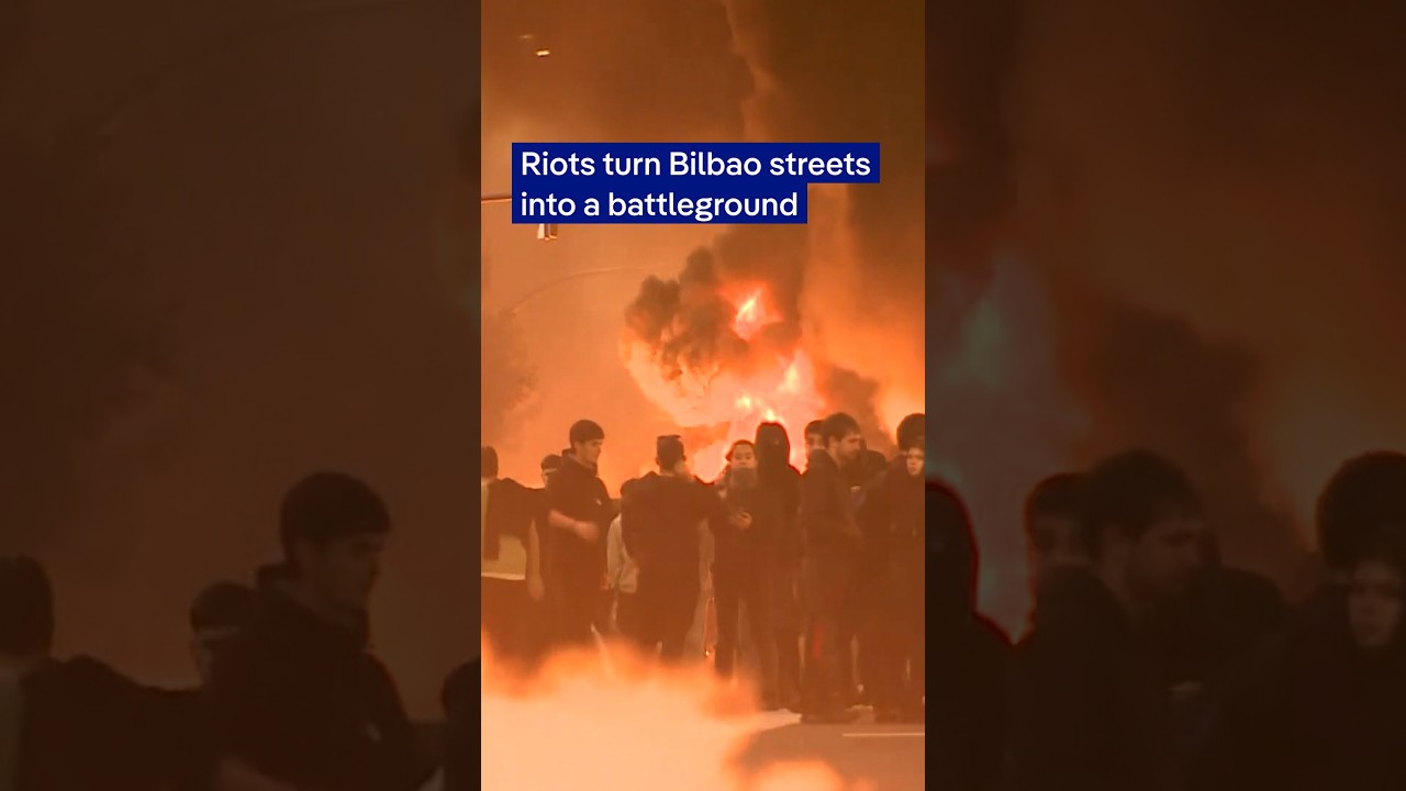 Riots turn Bilbao streets into a battleground | DW News