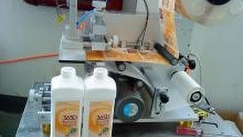 flat surface labeling machine semi automatic manual labeler equipment Etikettiermaschine fuer ebene