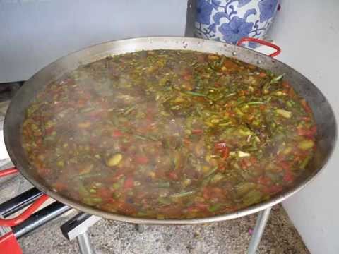 Paella de Verduras / Spanish vegetable paella