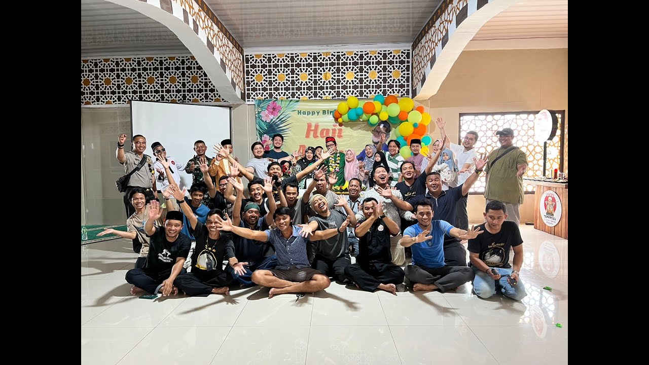 SELAMAT ULANG TAHUN HAJI ANWAR!! || HAJI ANWAR CHANNEL #EPS - YouTube