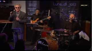 Video thumbnail of "Fabio Concato & Paolo Di Sabatino Voices "Tienimi dentro te"  - Moody jazz cafè-14/11/2011 - Foggia"