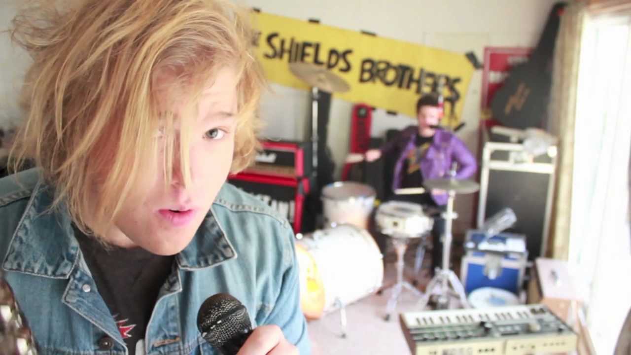 Lonely Boy Cover - Black Keys - The Shields Brothers