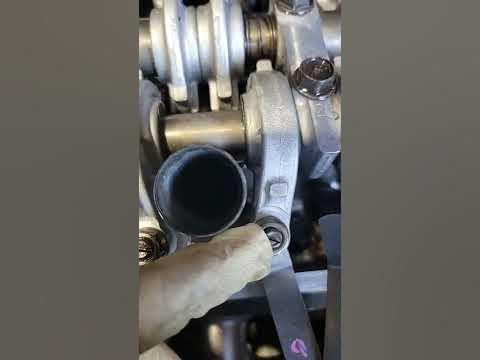 How to Adjust Valves - YouTube