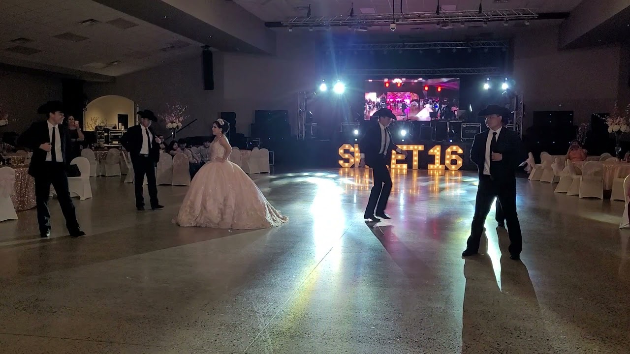 Vals del Amor Vals | Ikonik Dancers