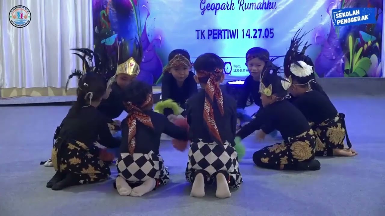 TARI GENDERANG ANAK TK